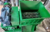 1. Máy nghiền 2 trục là gì? Ứng dụng thực tế trong sản xuất công nghiệp