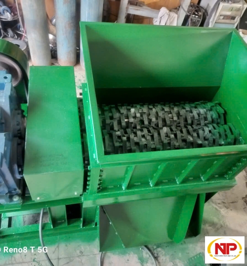 MÁY NGHIỀN 2 TRỤC