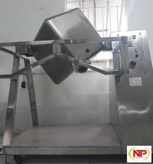 Máy trộn lập phương